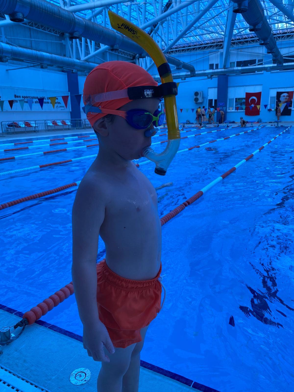 Arhan Yüzme Akademisi - Çocuklar için Yüzme Programı ve Güvenli Öğrenme