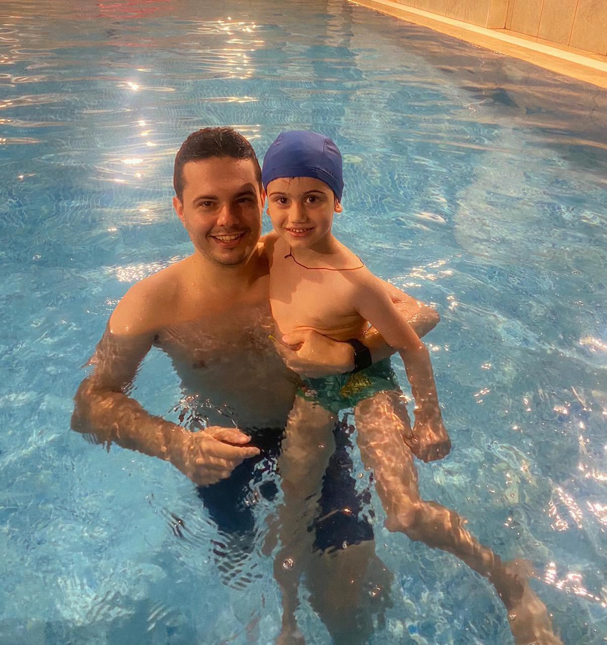 Arhan Yüzme Akademisi - Profesyonel Yüzme Eğitmenleri ve Teknikler